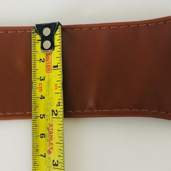 Saddle brown equestrian-inspired style faux leather wide stretch belt – small - Picture 7 of 8